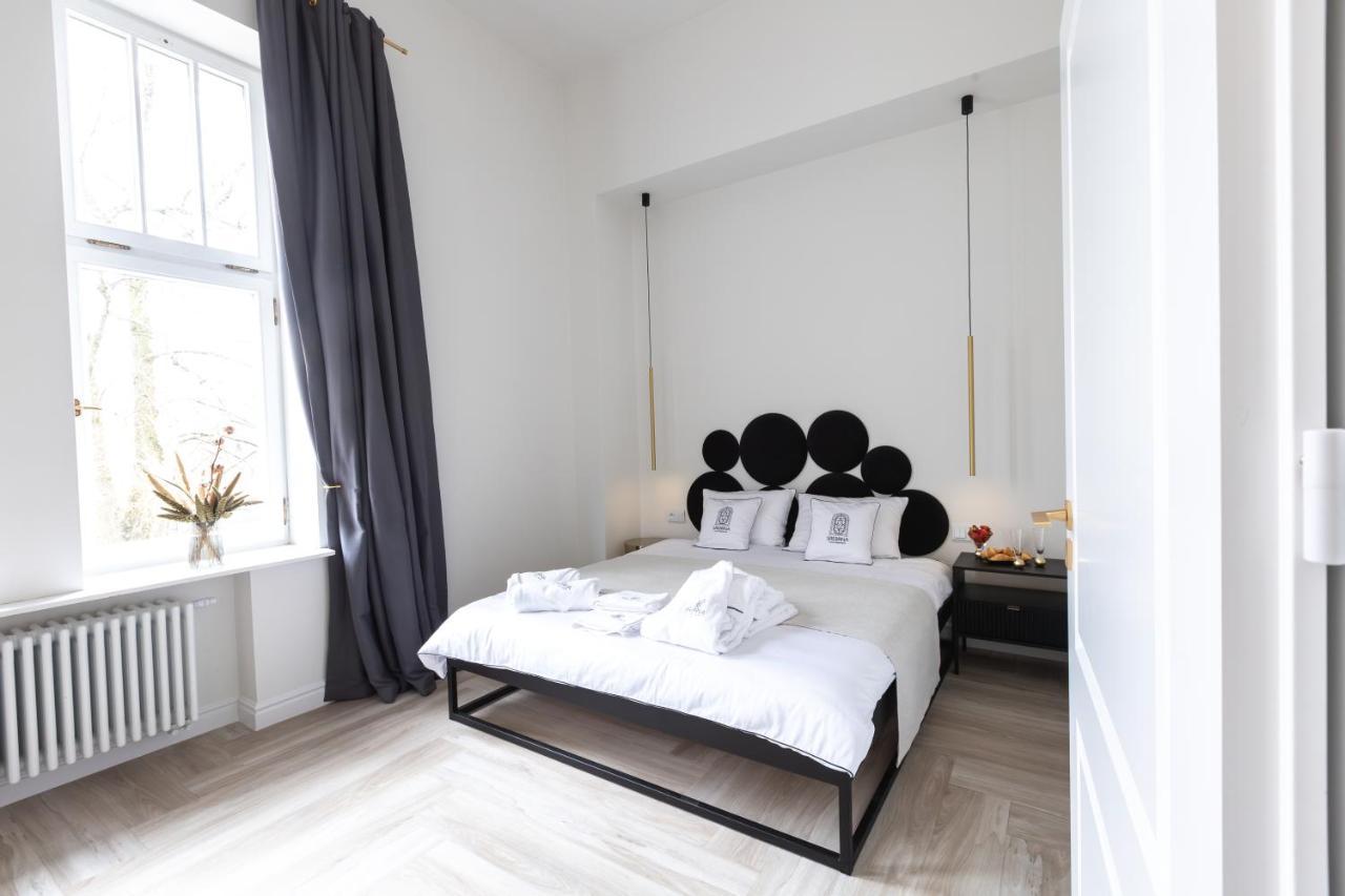 Srebrna Luxury - Fabrykancka - Wnetrza Premium *