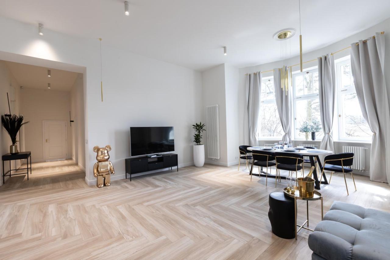Srebrna Luxury - Fabrykancka - Wnetrza Premium *