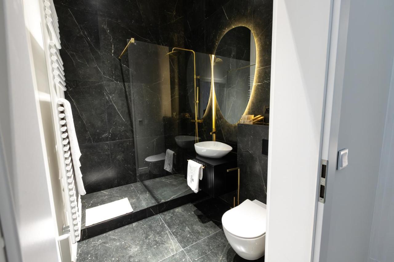 Srebrna Luxury - Fabrykancka - Wnetrza Premium