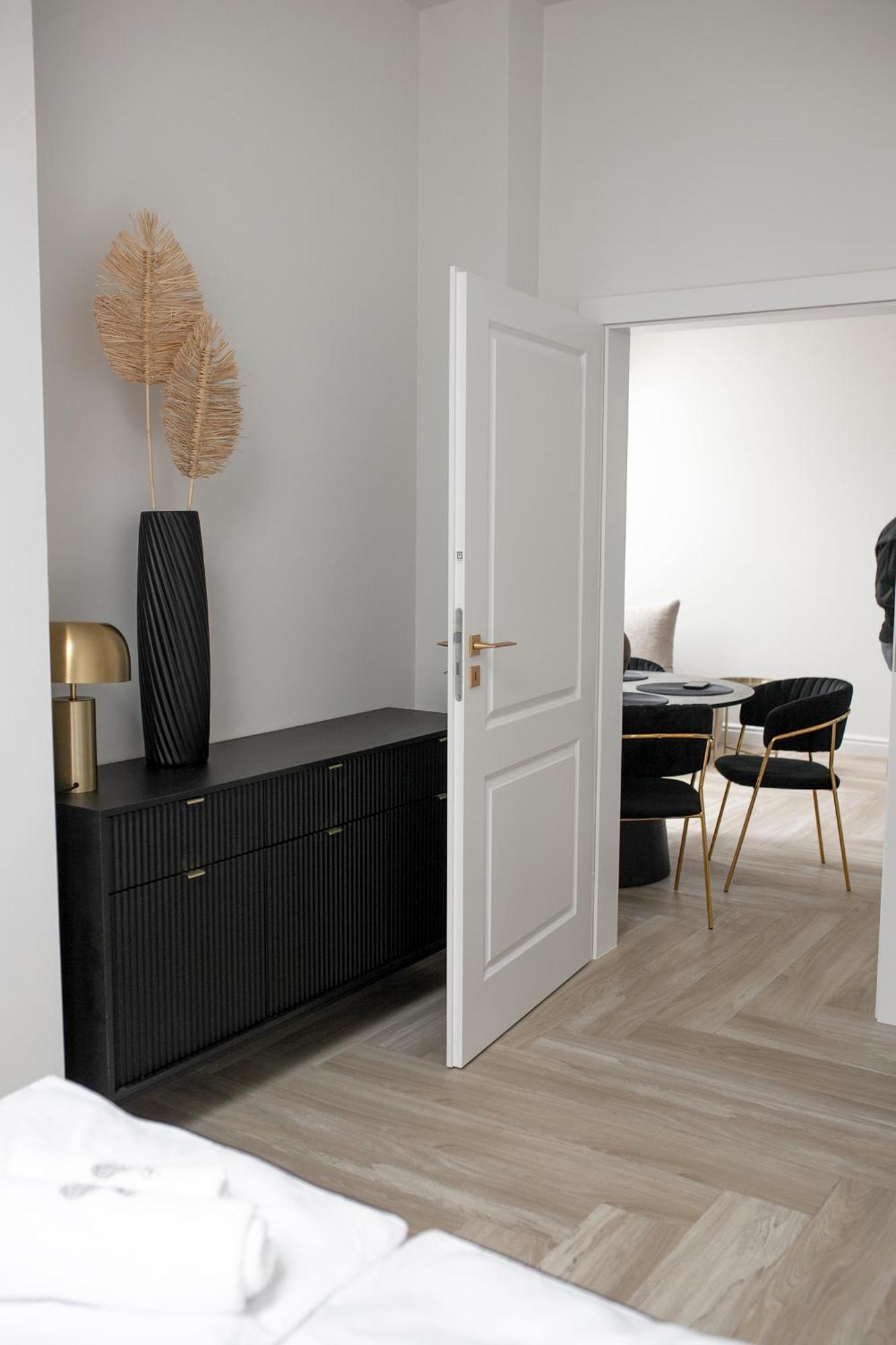 Srebrna Luxury - Fabrykancka - Wnetrza Premium * Lodz (Lodz)